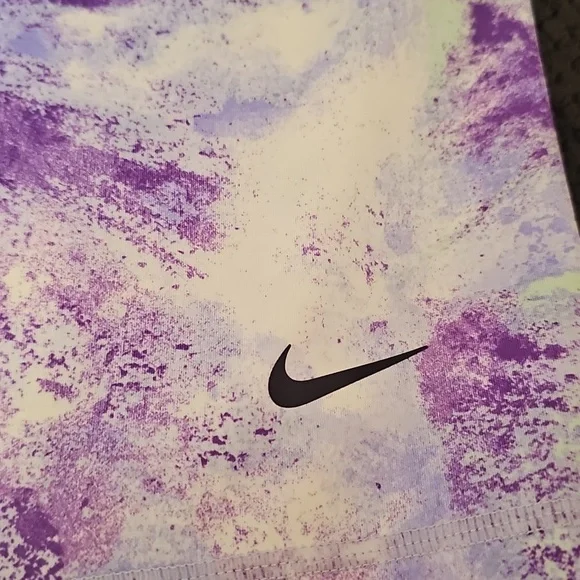 NIKE PRO Girl's 3" Run Wild Training Shorts-Purple Chalk - Picture 2 of 4